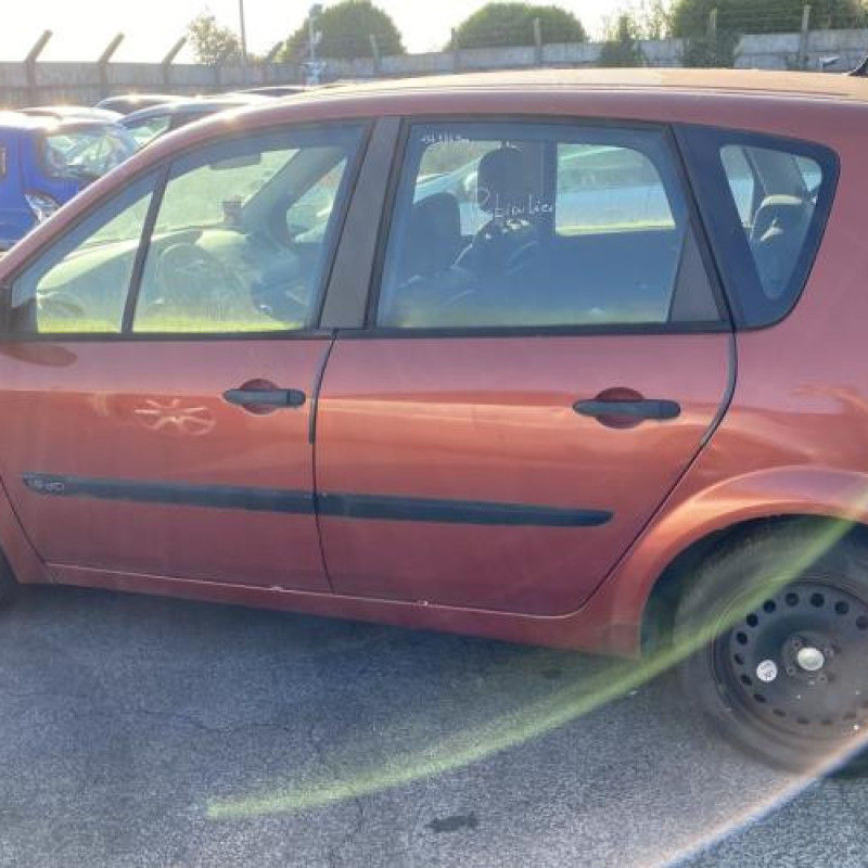 Pare choc arriere RENAULT SCENIC 2 Photo n°12