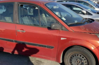 Pare choc arriere RENAULT SCENIC 2