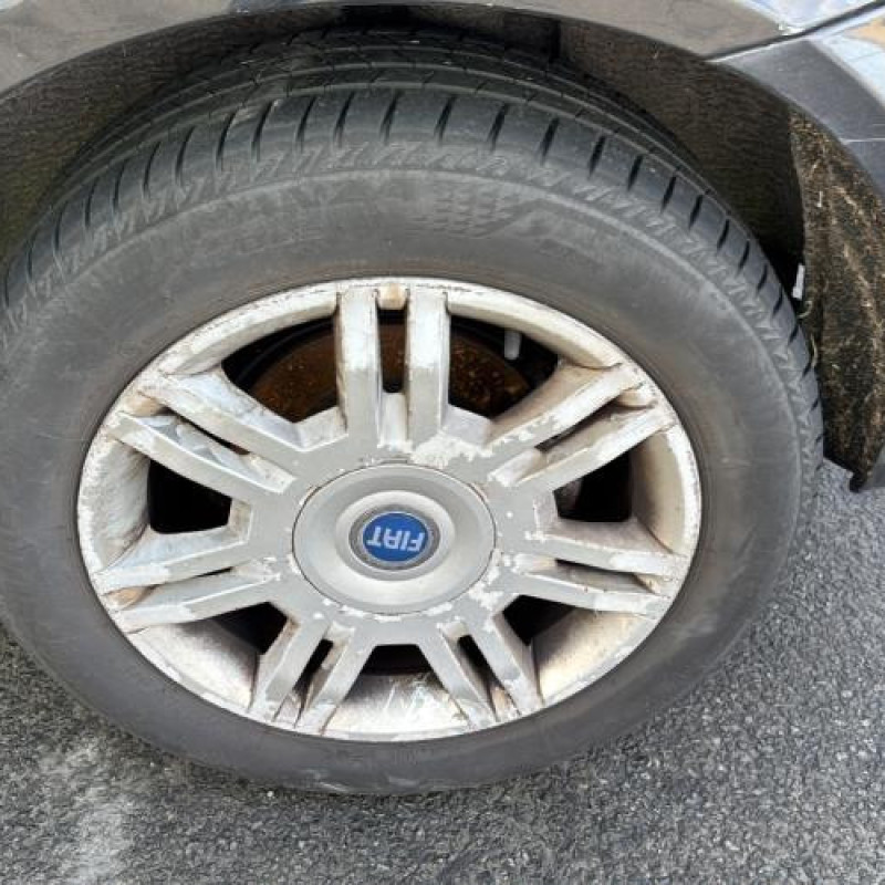 Feu arriere principal droit (feux) FIAT STILO Photo n°17