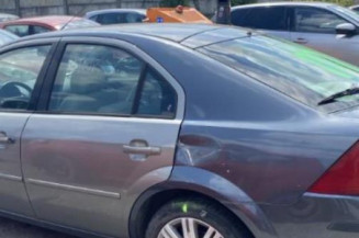 Feu arriere principal droit (feux) FORD MONDEO 2