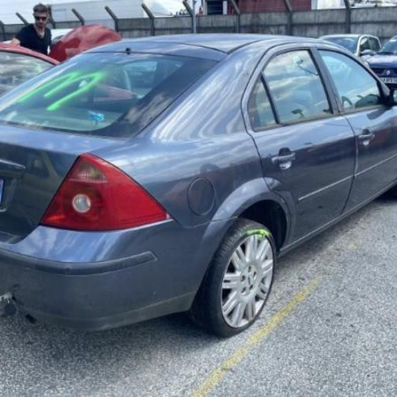 Feu arriere principal droit (feux) FORD MONDEO 2 Photo n°13