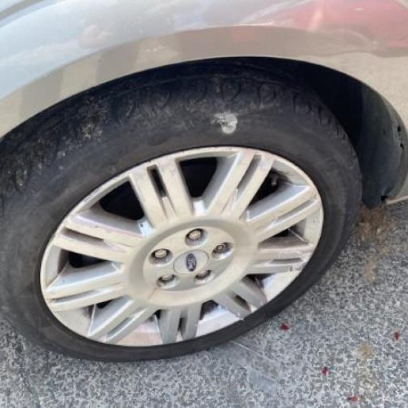 Feu arriere principal droit (feux) FORD MONDEO 2 Photo n°19