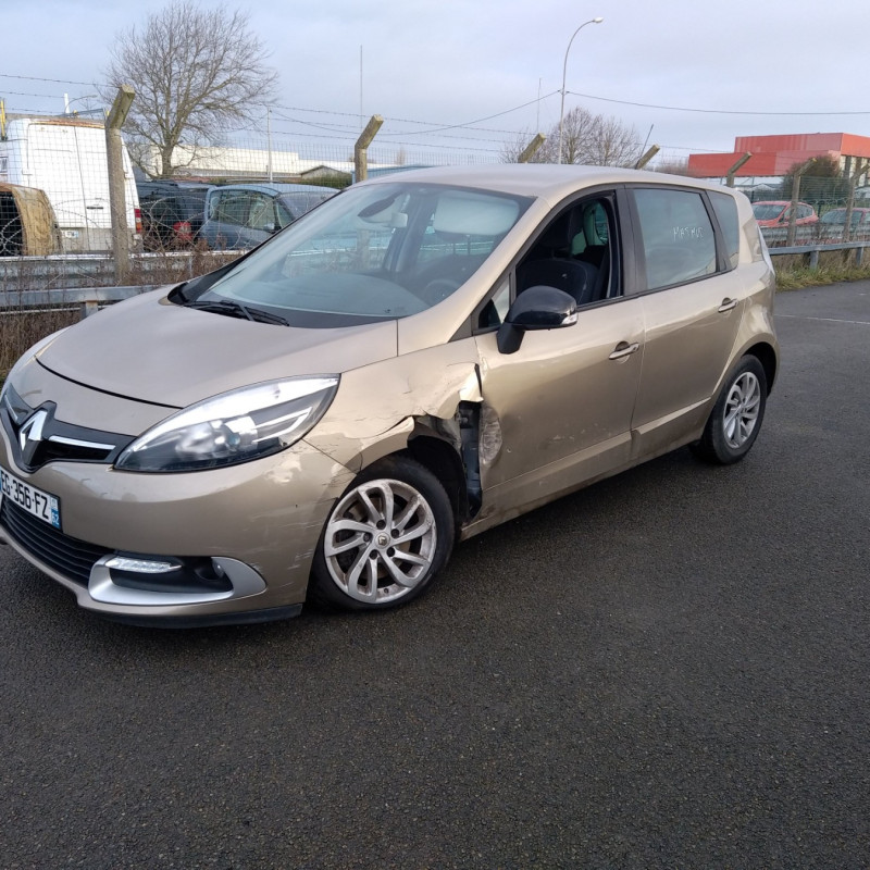 RENAULT SCENIC 3 PHASE 3 1.2i - 16V TURBO TCE 115 Photo n°3