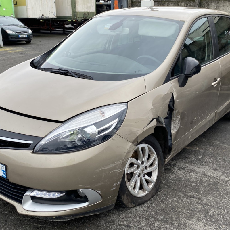 RENAULT SCENIC 3 PHASE 3 1.2i - 16V TURBO TCE 115 Photo n°11