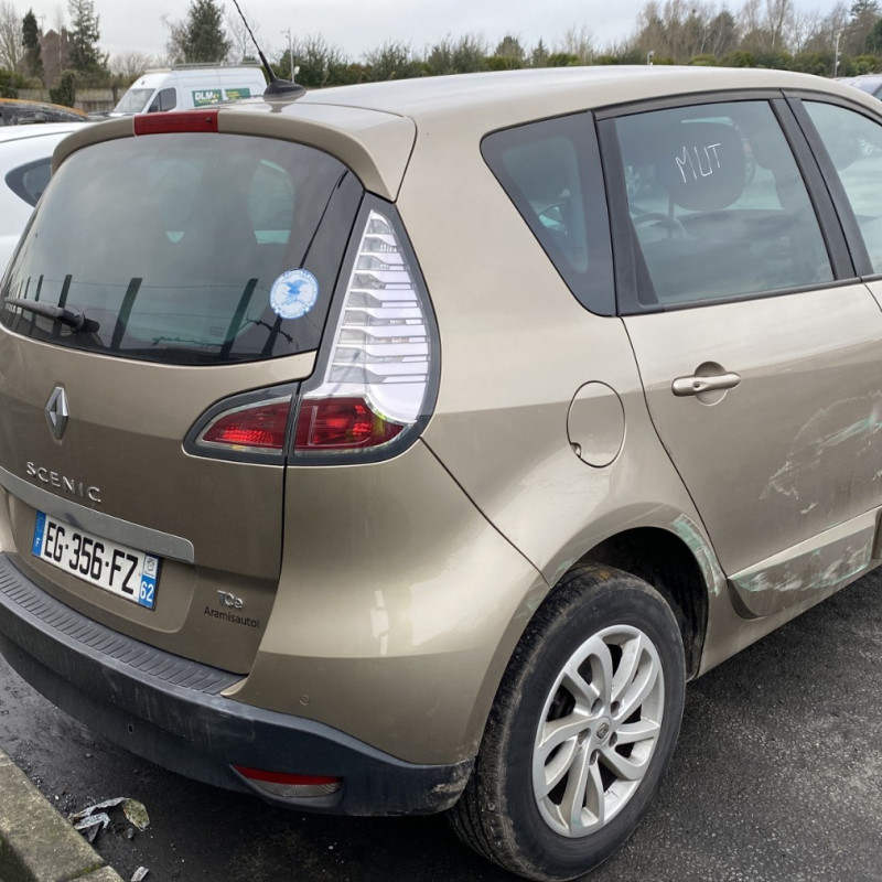 RENAULT SCENIC 3 PHASE 3 1.2i - 16V TURBO TCE 115 Photo n°13