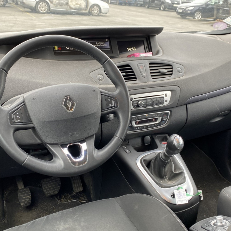 RENAULT SCENIC 3 PHASE 3 1.2i - 16V TURBO TCE 115 Photo n°25