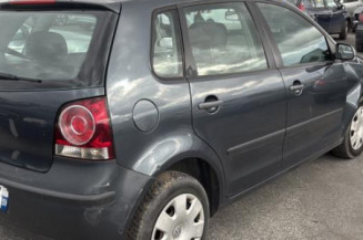 Pare choc arriere VOLKSWAGEN POLO 4