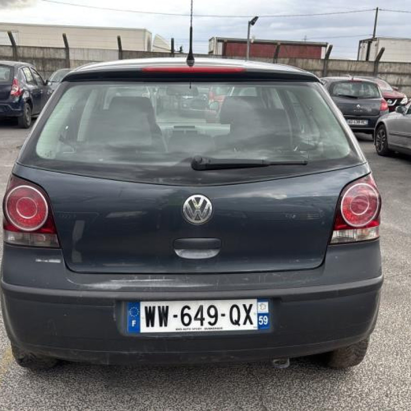Pare choc arriere VOLKSWAGEN POLO 4 Photo n°11