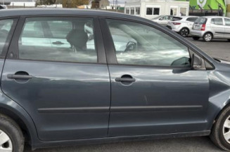 Pare choc arriere VOLKSWAGEN POLO 4