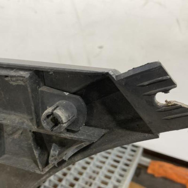 Pare choc avant OPEL CORSA C Photo n°7