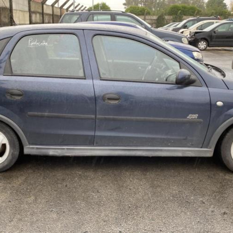 Pare choc avant OPEL CORSA C Photo n°20