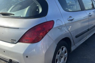 Renfort pare choc arriere (traverse) PEUGEOT 308 1