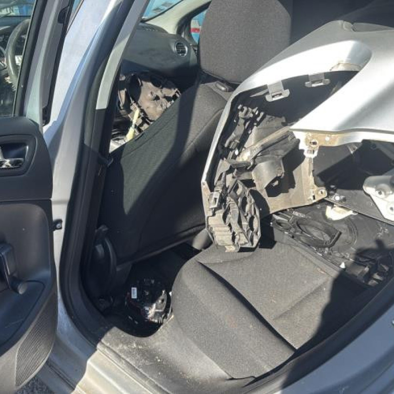 Renfort pare choc arriere (traverse) PEUGEOT 308 1 Photo n°17