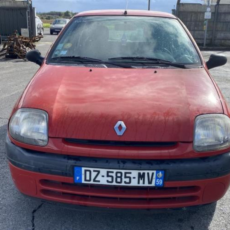 Moteur RENAULT CLIO 2 Photo n°8