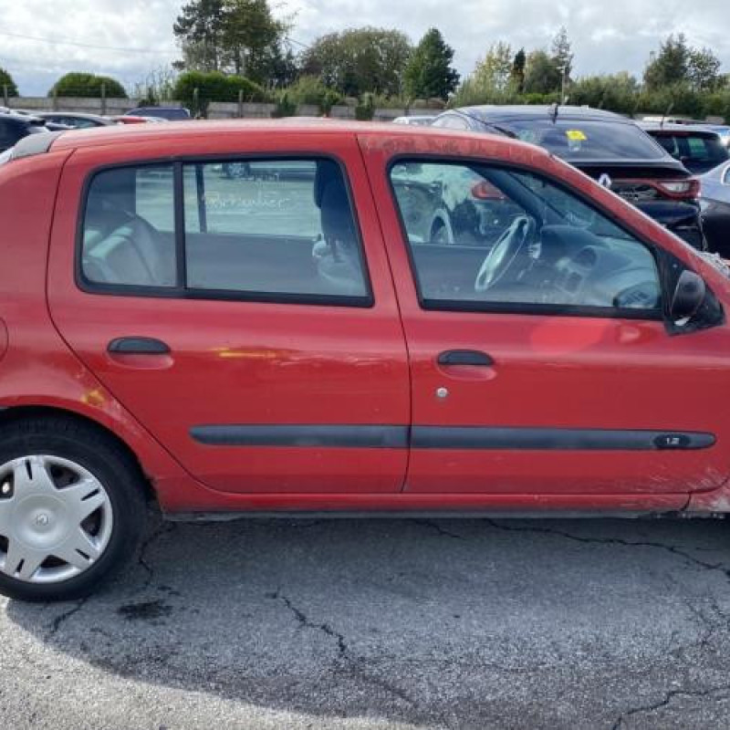 Moteur RENAULT CLIO 2 Photo n°15