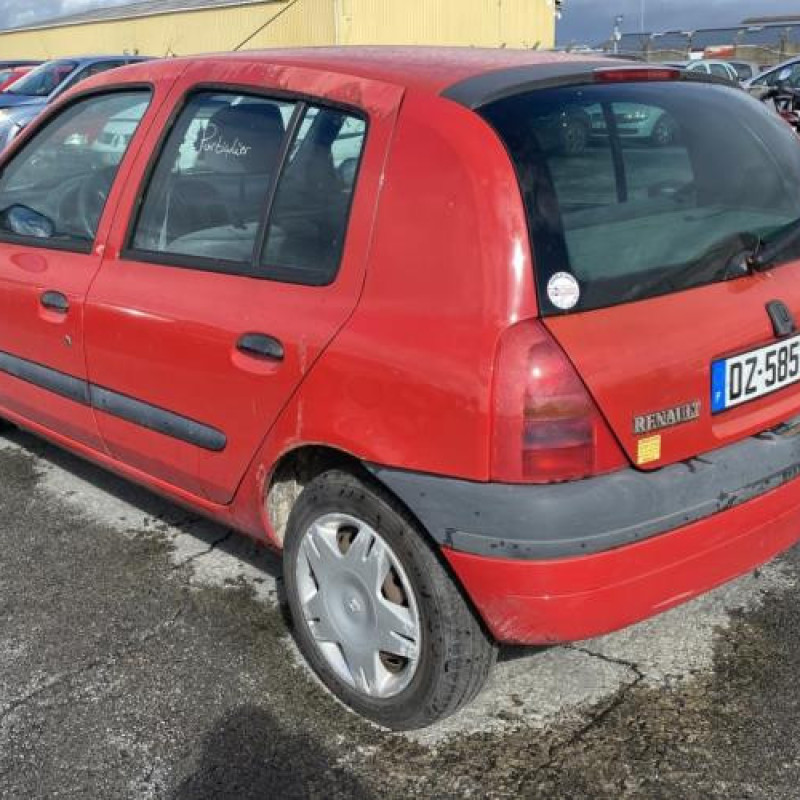 Moteur RENAULT CLIO 2 Photo n°18