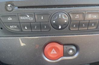 Pretensionneur de ceinture avant gauche RENAULT CLIO 3