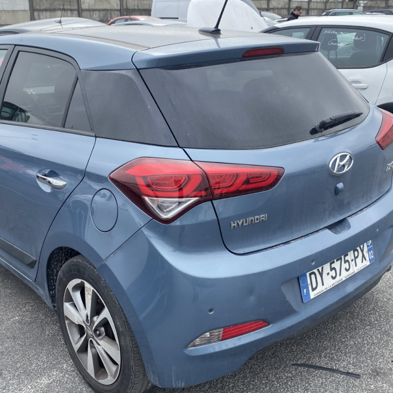 HYUNDAI I 20 2 PHASE 1 1.4 CRDI - 16V TURBO Photo n°15
