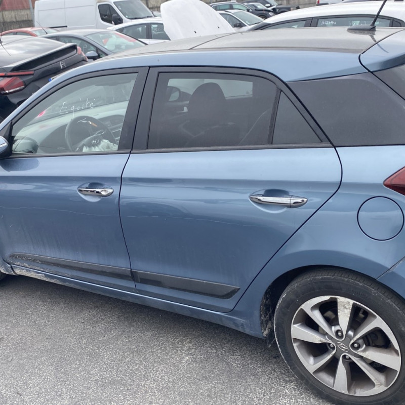 HYUNDAI I 20 2 PHASE 1 1.4 CRDI - 16V TURBO Photo n°19