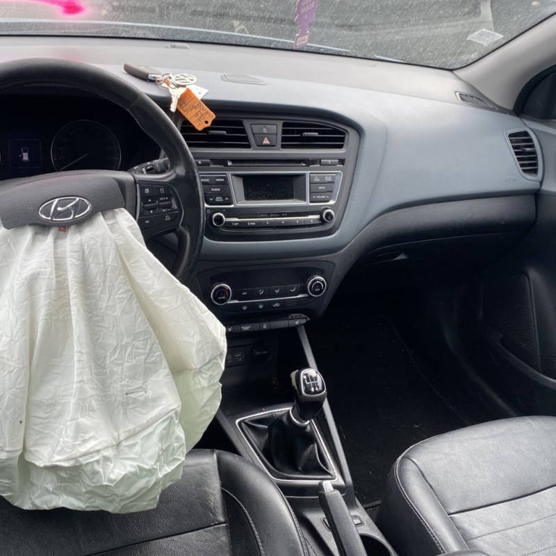 HYUNDAI I 20 2 PHASE 1 1.4 CRDI - 16V TURBO Photo n°27
