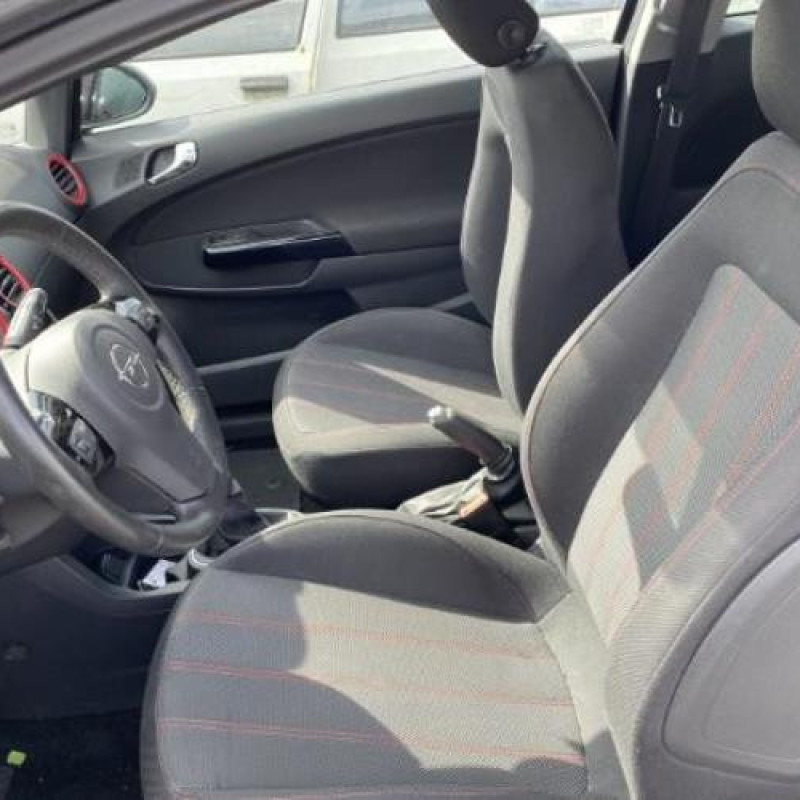 Boite de vitesses OPEL CORSA D Photo n°17