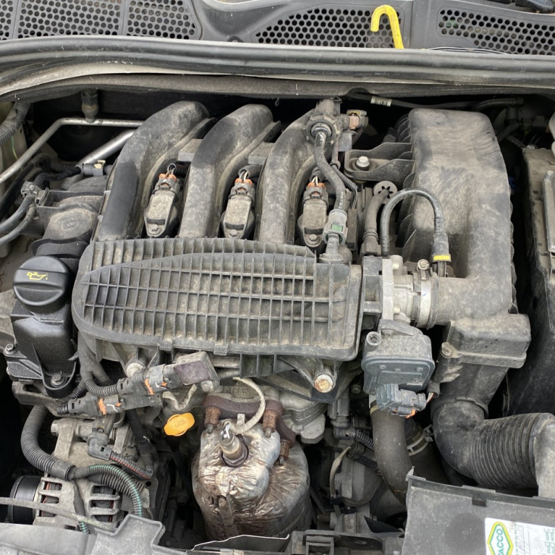 CITROEN C4 CACTUS 1.2 VTI - 12V Photo n°25