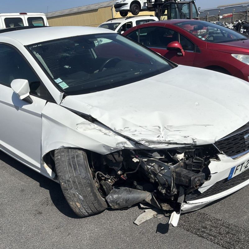 SEAT LEON 3 SC PHASE 1 COUPE 2.0 TDI - 16V TURBO Photo n°13