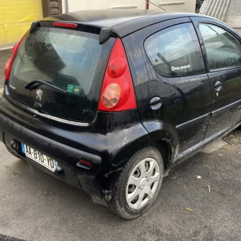 Moteur PEUGEOT 107 Photo n°7