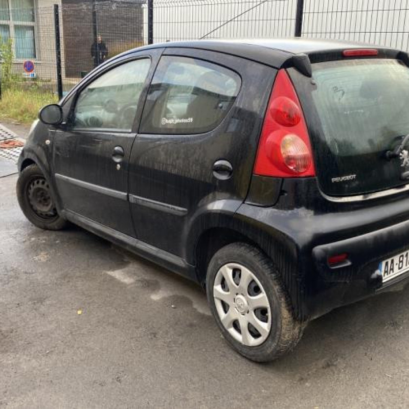 Moteur PEUGEOT 107 Photo n°8