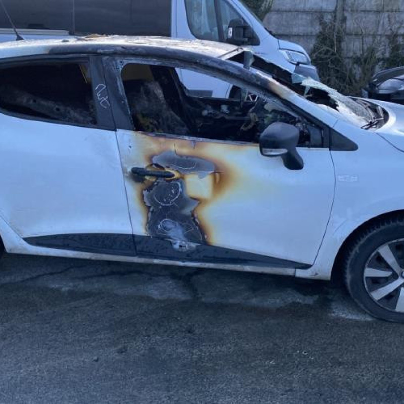Moteur RENAULT CLIO 4 Photo n°12