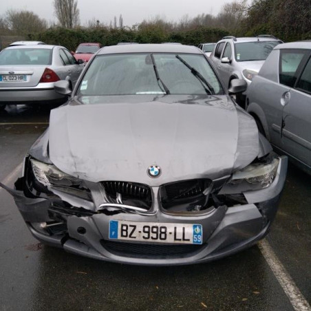 BMW SERIE 3 E90 PHASE 2 318d 2.0D - 16V TURBO Photo n°1