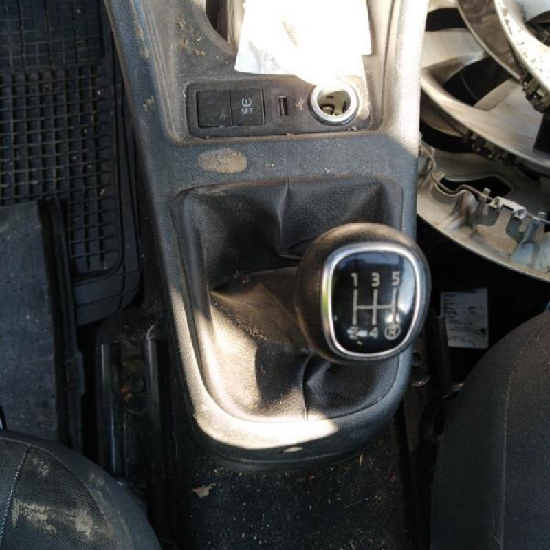 SKODA CITIGO PHASE 2 1.0 MPI - 12V Photo n°9
