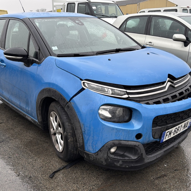 CITROEN C3 3 PHASE 1 1.5 BLUE HDI - 16V TURBO Photo n°2