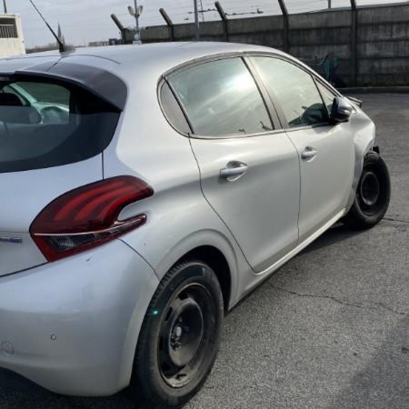 PEUGEOT 208 1 PHASE 2 1.6 BLUE HDI - 8V TURBO Photo n°3