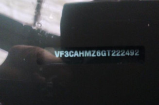 PEUGEOT 208 1 PHASE 2 1.2 VTI - 12V