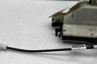 Serrure avant droit PEUGEOT 208 1