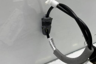 Serrure avant droit PEUGEOT 208 1