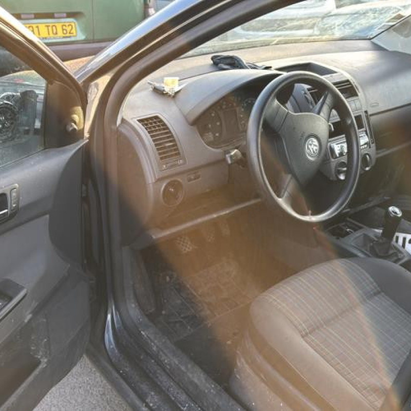 Trappe d'essence VOLKSWAGEN POLO 4 Photo n°9