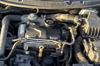 Trappe d'essence VOLKSWAGEN POLO 4