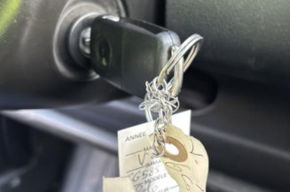 Poignee interieur arriere gauche VOLKSWAGEN POLO 4