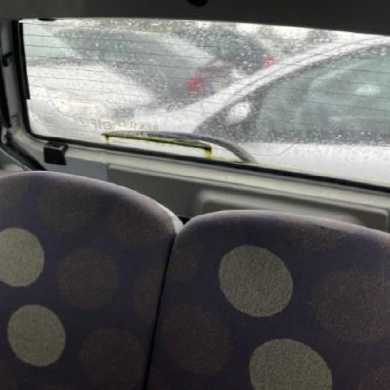 Bras essuie glace arriere RENAULT TWINGO 1 Photo n°10