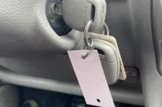 Pivot de moyeu avant gauche RENAULT TWINGO 1