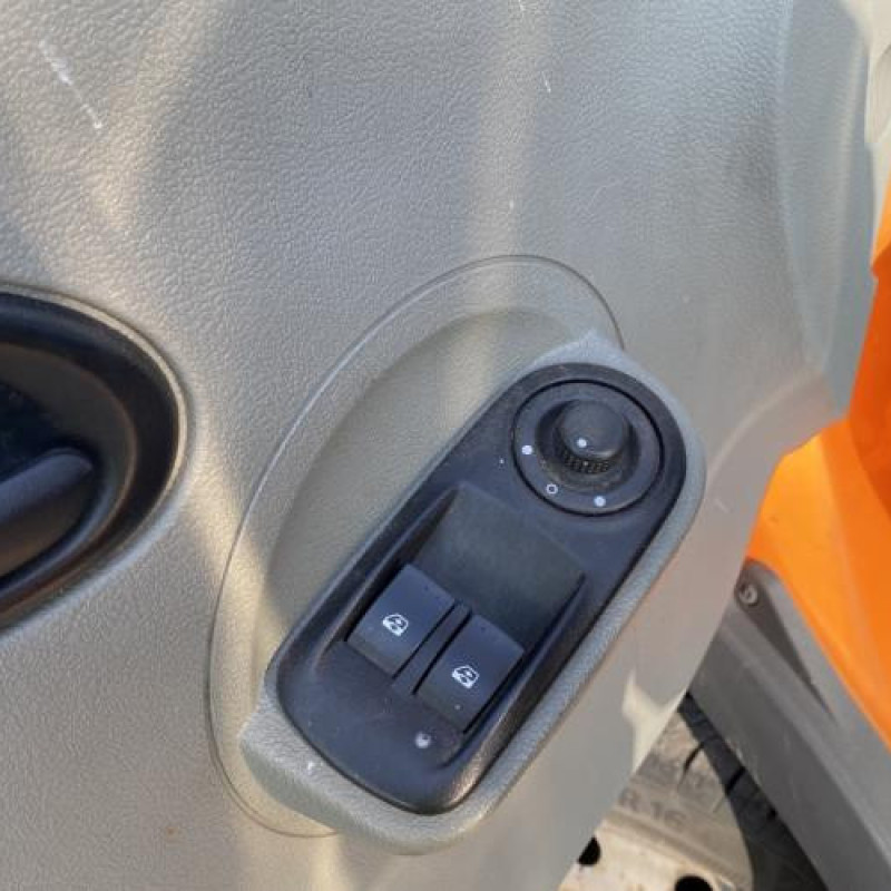 Boitier air bag RENAULT MASTER 2 Photo n°10