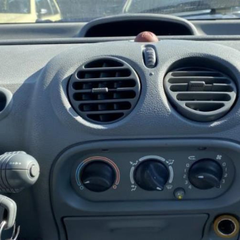 Face avant RENAULT TWINGO 1 Photo n°6