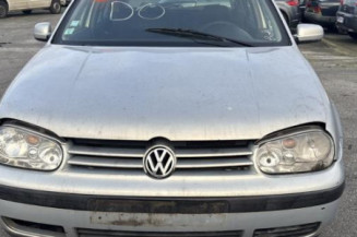 Pretensionneur de ceinture avant gauche VOLKSWAGEN GOLF 4
