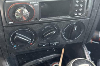 Pretensionneur de ceinture avant gauche VOLKSWAGEN GOLF 4