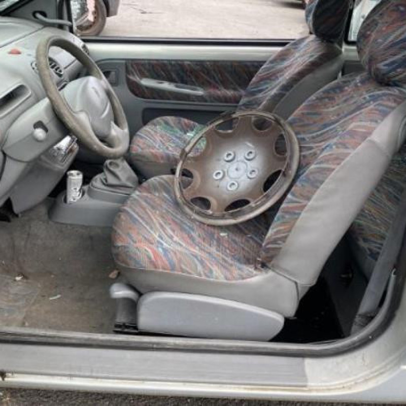 Poignee porte avant gauche RENAULT TWINGO 1 Photo n°7