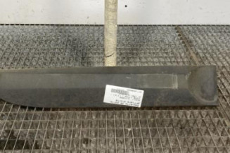 Baguette de porte arriere droite RENAULT MEGANE 3 Photo n°1