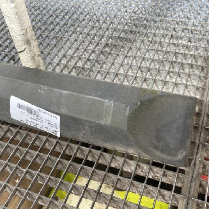 Baguette de porte arriere droite RENAULT MEGANE 3 Photo n°3