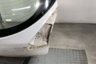 Malle/Hayon arriere RENAULT MEGANE 3